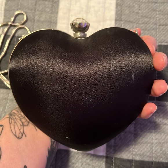 Spiderweb heart Topshop purse - Picture 3 of 5